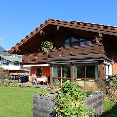 Сasa de vacaciones With 2 Bedrooms *